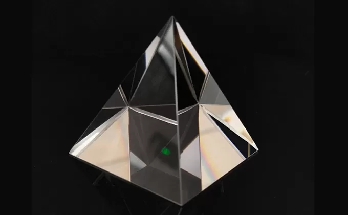 Descriptions of Pyramid Optical/Tetrahedral Prism