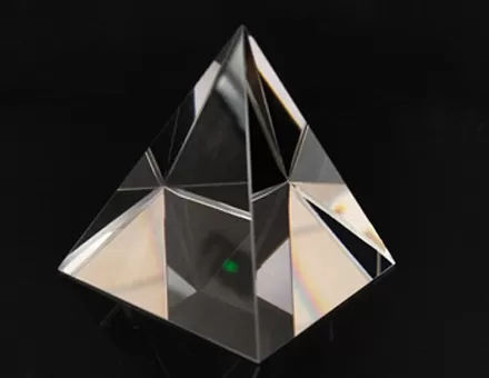 Pyramid Optical/Tetrahedral Prism